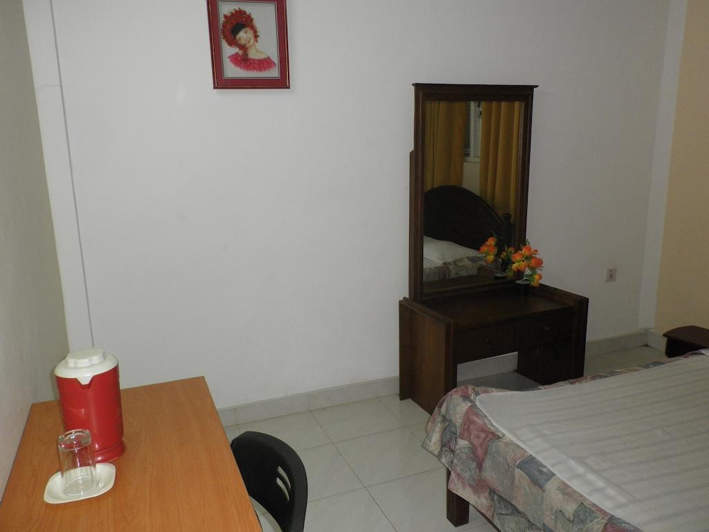 Mccarthy Guesthouse Канди Номер фото